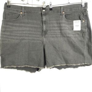 NWT Signature Levi Strauss Womens 26 Gray Heritage High-Rise Fray Hem Shorts